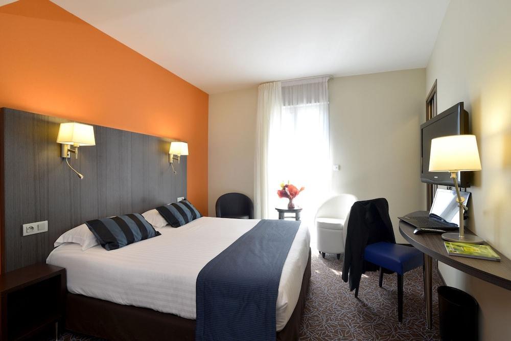 Logis Victor Hugo & 4*