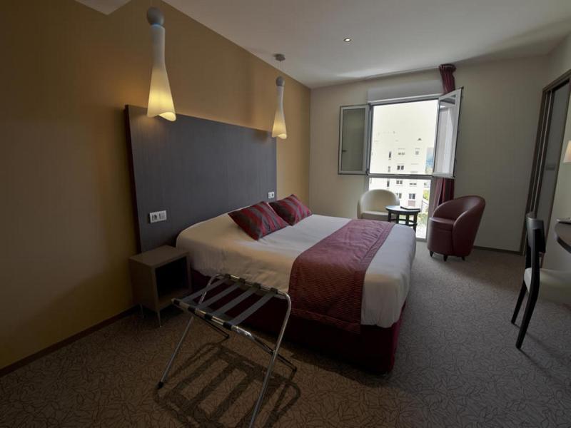 Logis Victor Hugo & Hotel