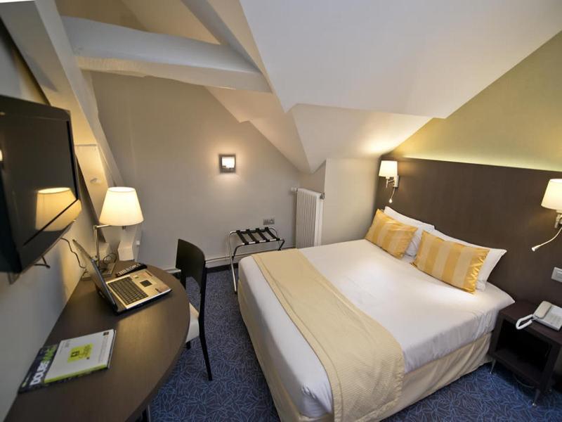 Hotel Logis Victor Hugo & Besançon