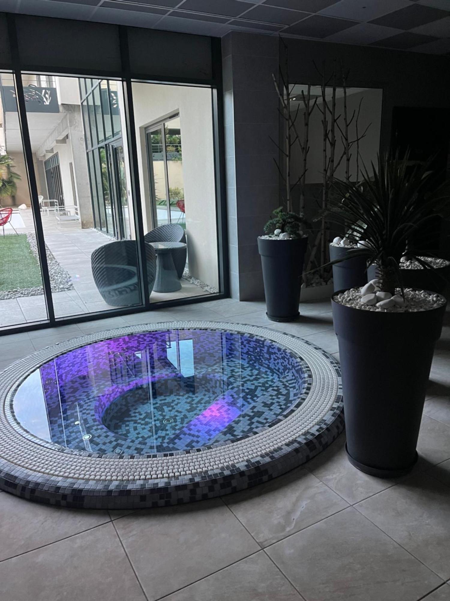 Logis Victor Hugo & Hotel 4*
