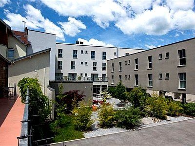 Logis Victor Hugo & Hotel Besançon