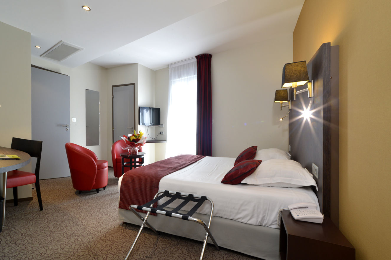 Logis Victor Hugo & 4*